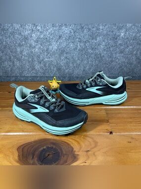 Brooks Cascadia 16 Womens Size 8.5 B Black Mint Trail Running Shoes 1203631B049